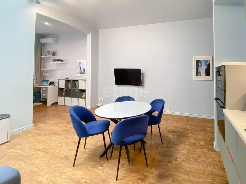 2-к кв. Хабаровский край, Хабаровск Владивостокская ул., 38А (57.3 м) - Фото 1