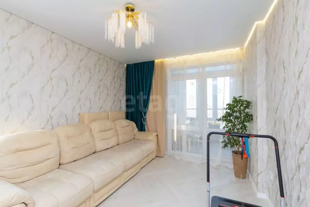 3-к кв. Тюменская область, Тюмень ул. Павла Никольского, 10 (146.3 м) - Фото 0