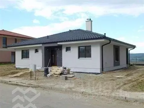 Дом в Крым, Черноморское пгт ул. Звездная, 2 (120 м) - Фото 1
