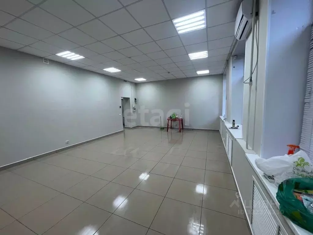 Помещение свободного назначения в Мордовия, Саранск ул. Полежаева, 161 ... - Фото 2