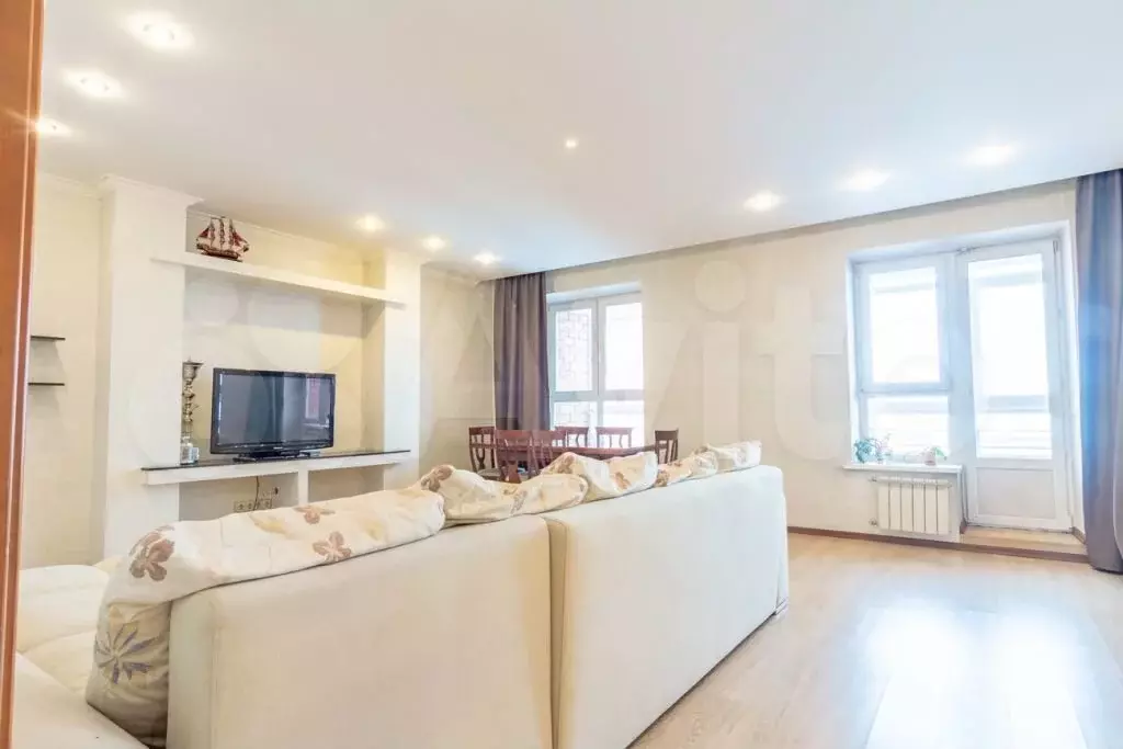 3-к. квартира, 120 м, 7/9 эт. - Фото 1