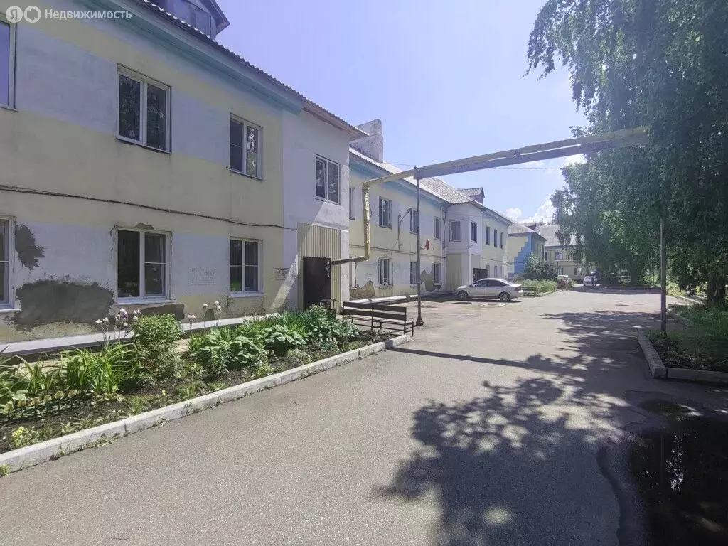 3-комнатная квартира: Полысаево, улица Покрышкина, 3 (68.5 м) - Фото 1