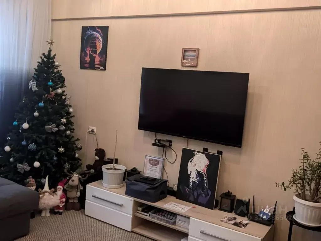 3-к кв. Челябинская область, Челябинск ул. Барбюса, 124Б (56.3 м) - Фото 0