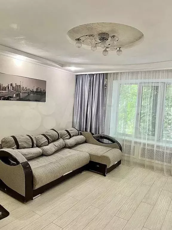 3-к. квартира, 60 м, 2/9 эт. - Фото 0