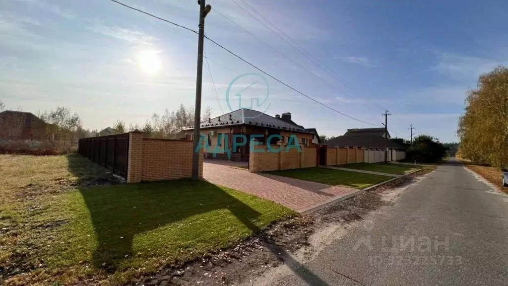 Дом в Белгородская область, Поселок Чернянка городское поселение, ... - Фото 2