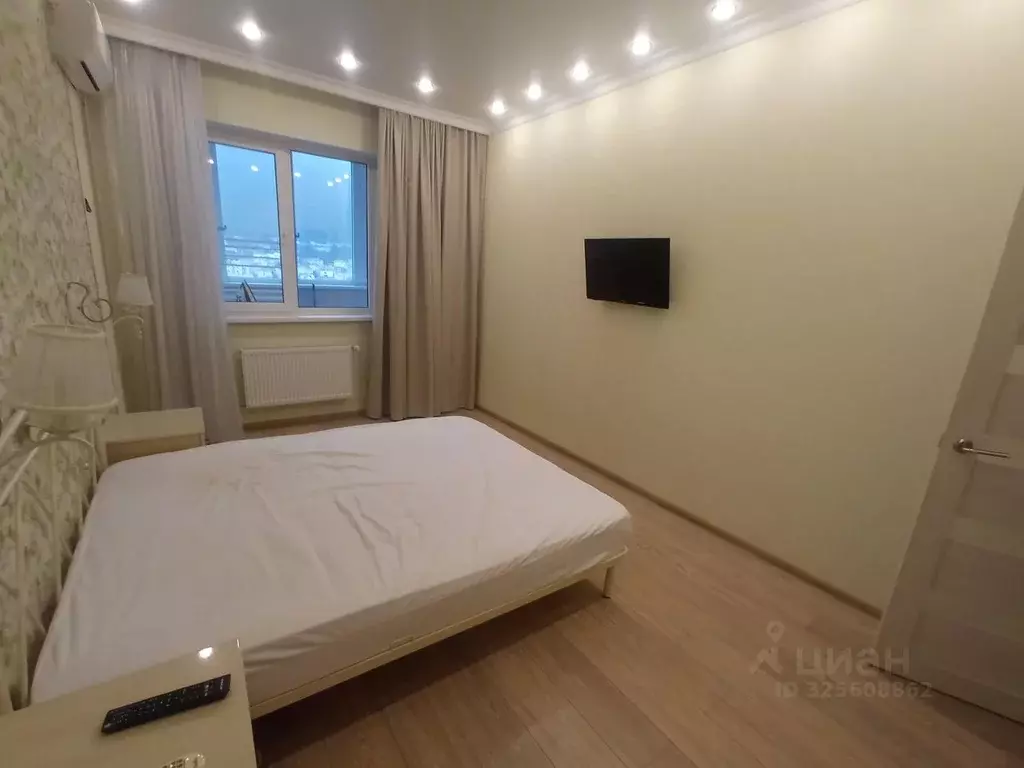 2-к кв. Краснодарский край, Геленджик Восточный пер., 42 (78.0 м) - Фото 1