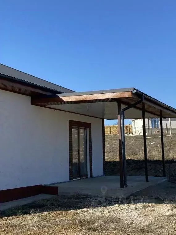 Дом в Крым, Симферопольский район, Добровское с/пос, с. Пионерское ул. ... - Фото 2