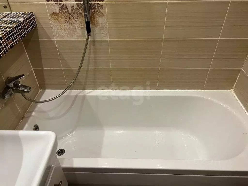 3-к кв. Коми, Ухта Интернациональная ул., 54 (67.7 м) - Фото 1