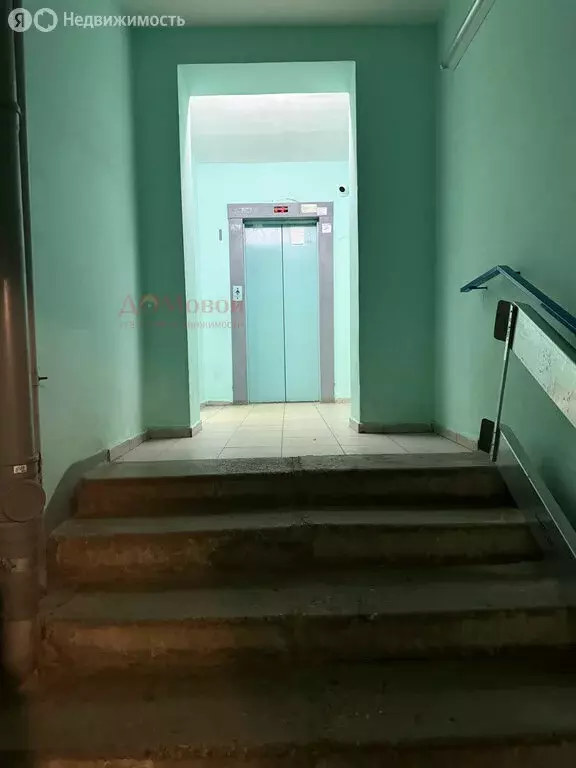 1-комнатная квартира: Смоленск, улица Валентины Гризодубовой, 5к1 (45 ... - Фото 2