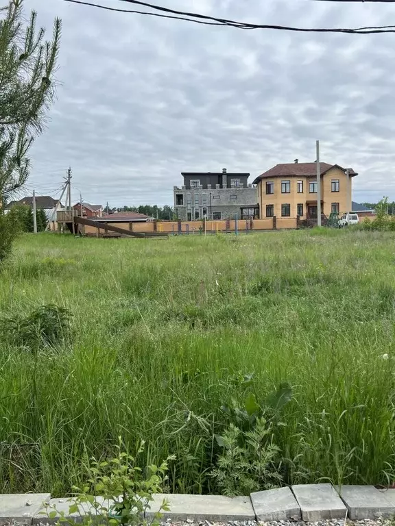 Участок в Омская область, Омск Щедрая ул. (7.0 сот.) - Фото 1