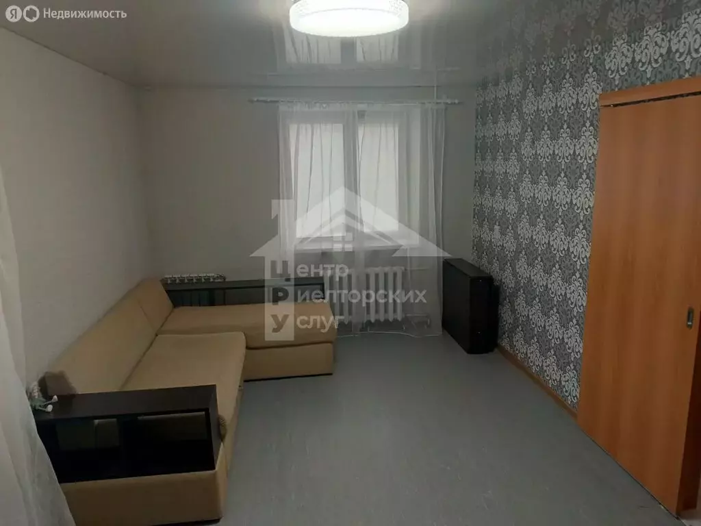 1-комнатная квартира: Златоуст, проспект имени Ю.А. Гагарина, 5-я ... - Фото 2