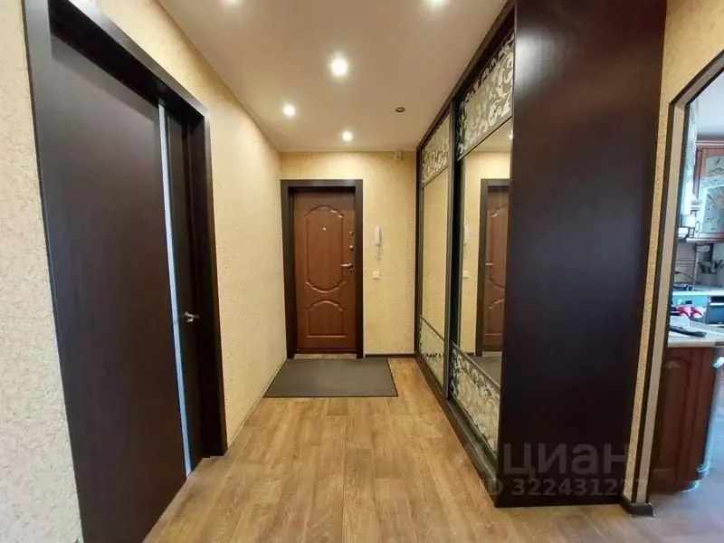 3-к кв. Омская область, Омск ул. Рокоссовского, 16к4 (68.4 м) - Фото 1