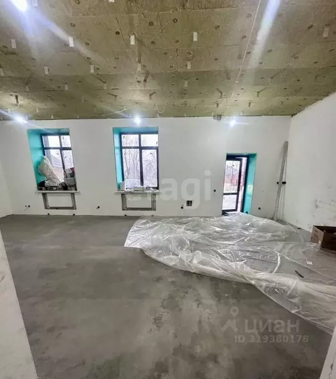 Торговая площадь в Коми, Сыктывкар Тентюковская ул., 78 (163 м) - Фото 1