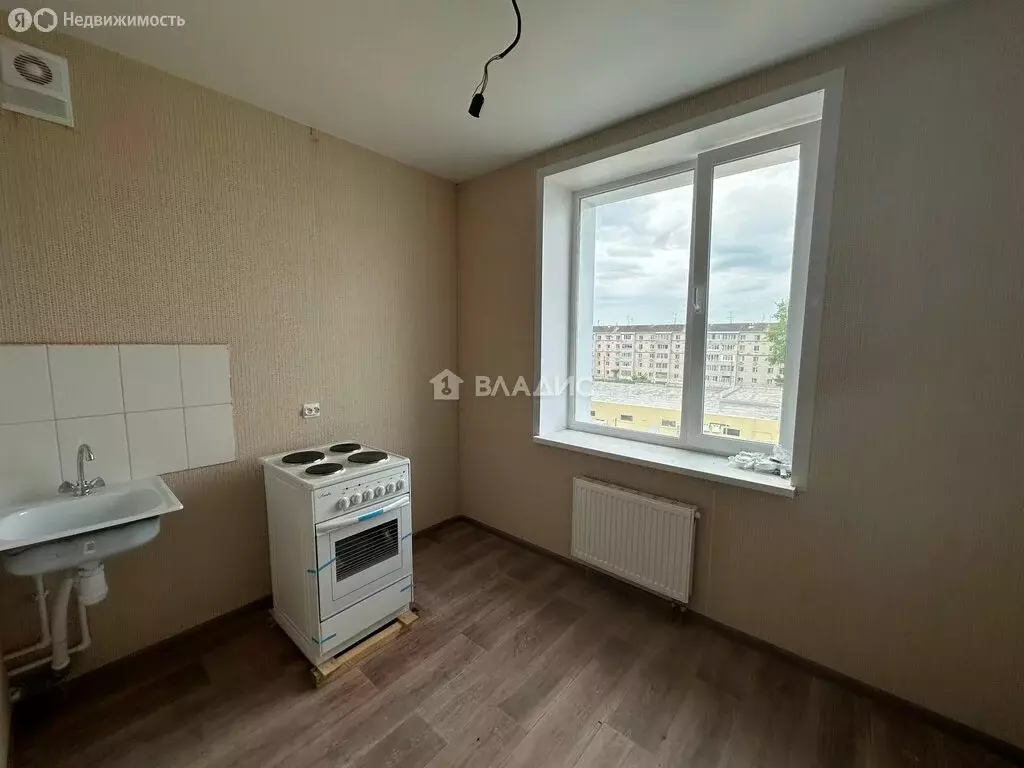 3-комнатная квартира: Микунь, 2-й переулок, 3 (65.3 м) - Фото 1