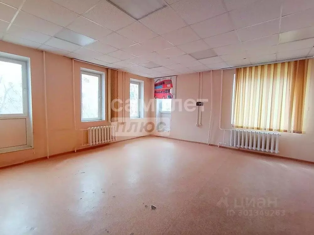 Офис в Сахалинская область, Южно-Сахалинск просп. Победы, 10Б (285 м) - Фото 1