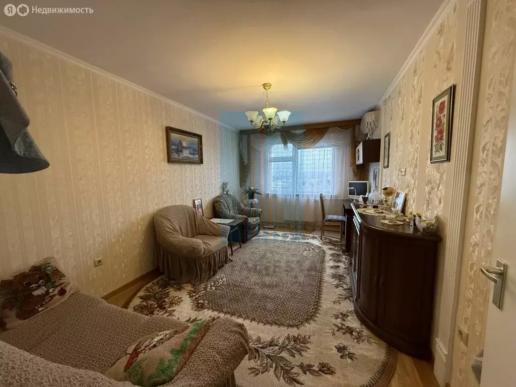 2-комнатная квартира: посёлок городского типа Нахабино, Молодёжная ... - Фото 1