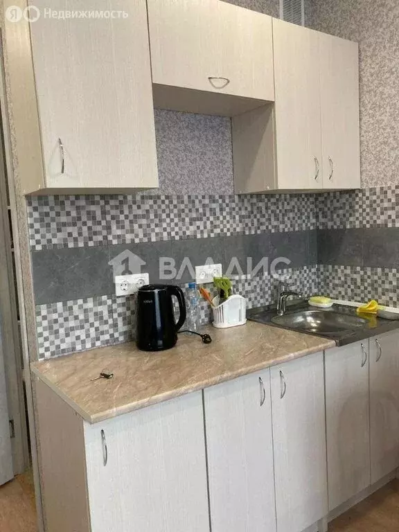 Квартира-студия: Благовещенск, Амурская улица, 349 (18 м) - Фото 1