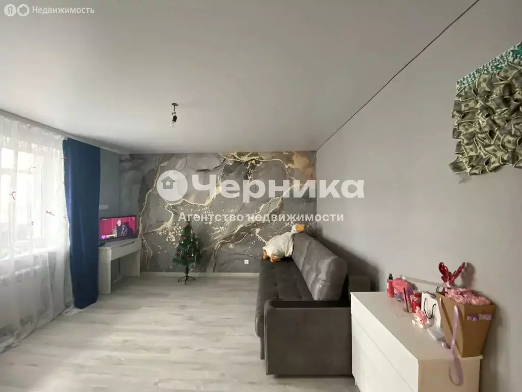 3-комнатная квартира: Красный Сулин, улица Мира, 13 (62.3 м) - Фото 1