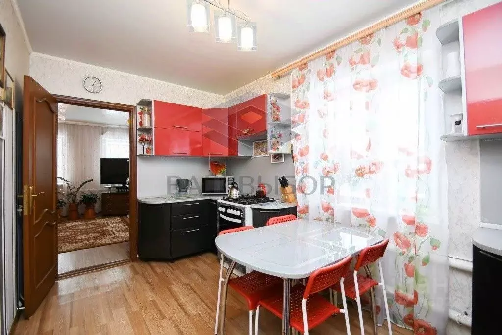 Дом в Омская область, Омск ул. 3-я Путевая, 9 (79 м) - Фото 1