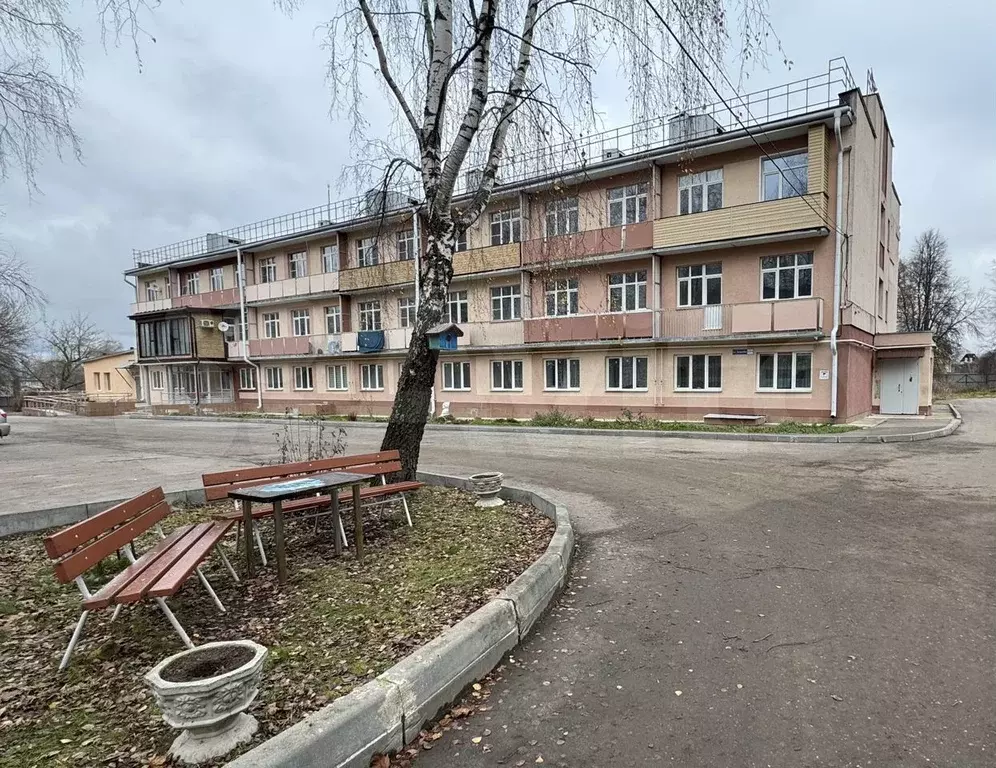 3-к. квартира, 70 м, 1/3 эт. - Фото 1