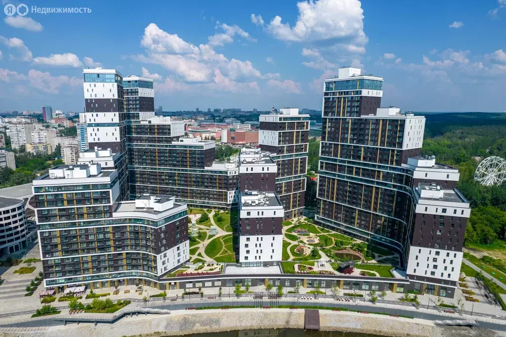 1-комнатная квартира: Екатеринбург, Машинная улица, 1В/2 (50.5 м) - Фото 1