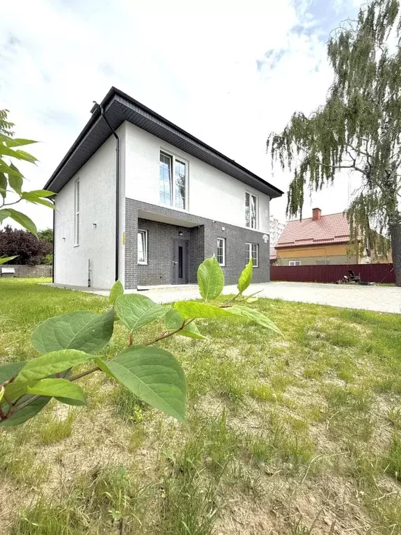 Дом в Калининградская область, Калининград ул. Аксакова, 53 (183 м) - Фото 0