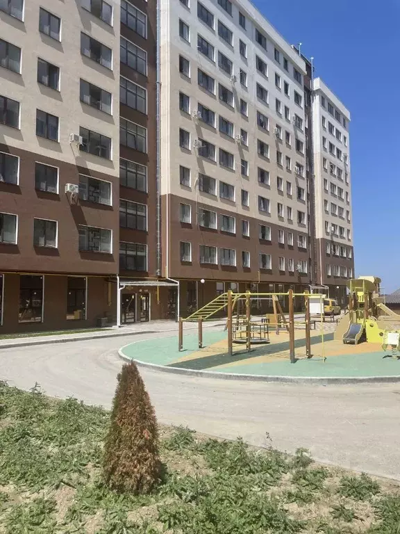 Торговая площадь в Крым, Симферопольский район, Мирновское с/пос, с. ... - Фото 2