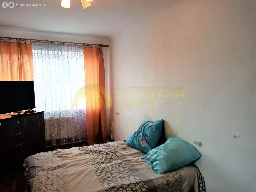 Квартира-студия: Темрюк, улица 27 Сентября, 27 (65 м) - Фото 2