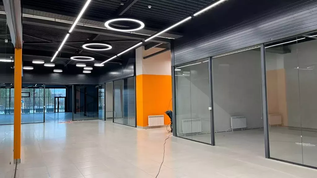 Торговая площадь в Свердловская область, Екатеринбург муниципальное ... - Фото 0