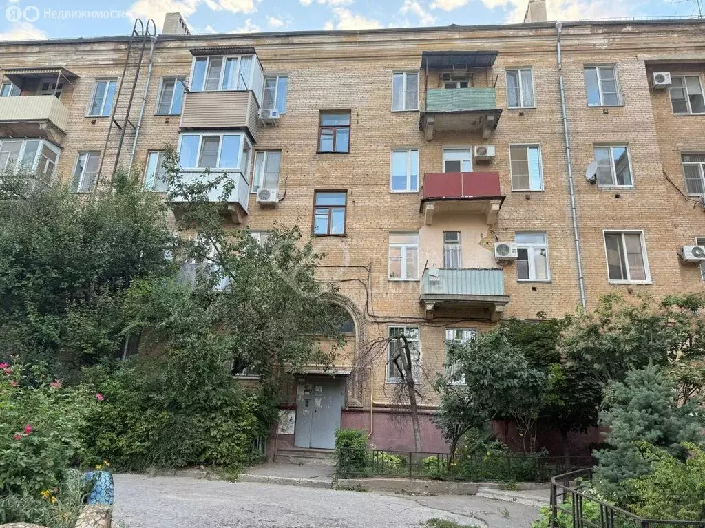 3-комнатная квартира: Волгоград, улица Борьбы, 15 (85 м) - Фото 0