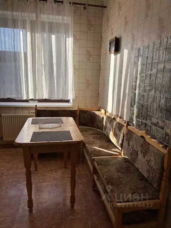 2-к кв. Калининградская область, Калининград ул. Островского, 1Б (56.0 ... - Фото 1