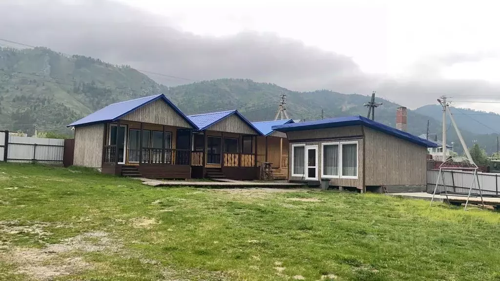 Дом в Алтай, Чемальский район, с. Чемал Солнечная ул. (600 м) - Фото 1