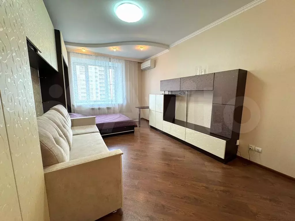 1-к. квартира, 36 м, 4/9 эт. - Фото 1