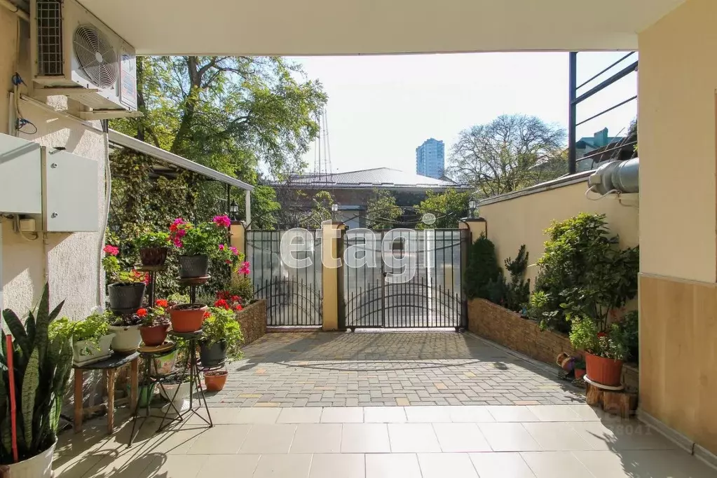 Дом в Краснодарский край, Геленджик  (295 м) - Фото 1