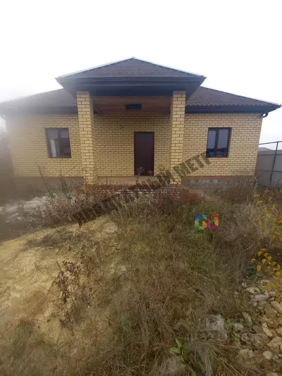 Дом в Калмыкия, Элиста ул. Павла Вдовикина, 44 (124 м) - Фото 1