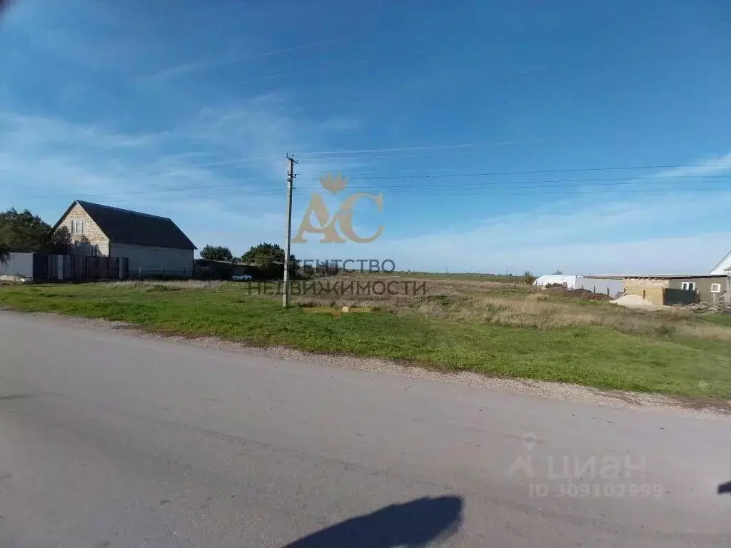 Участок в Крым, Кировский район, с. Владиславовка ул. Степная (25.0 ... - Фото 1