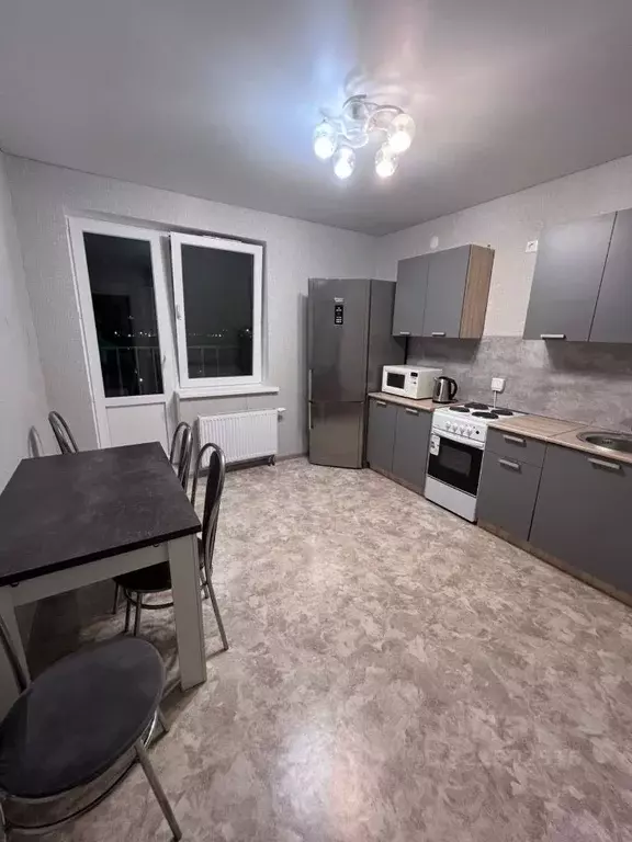 3-к кв. Татарстан, Казань ул. Алексея Казем-Бека, 6 (87.0 м) - Фото 1