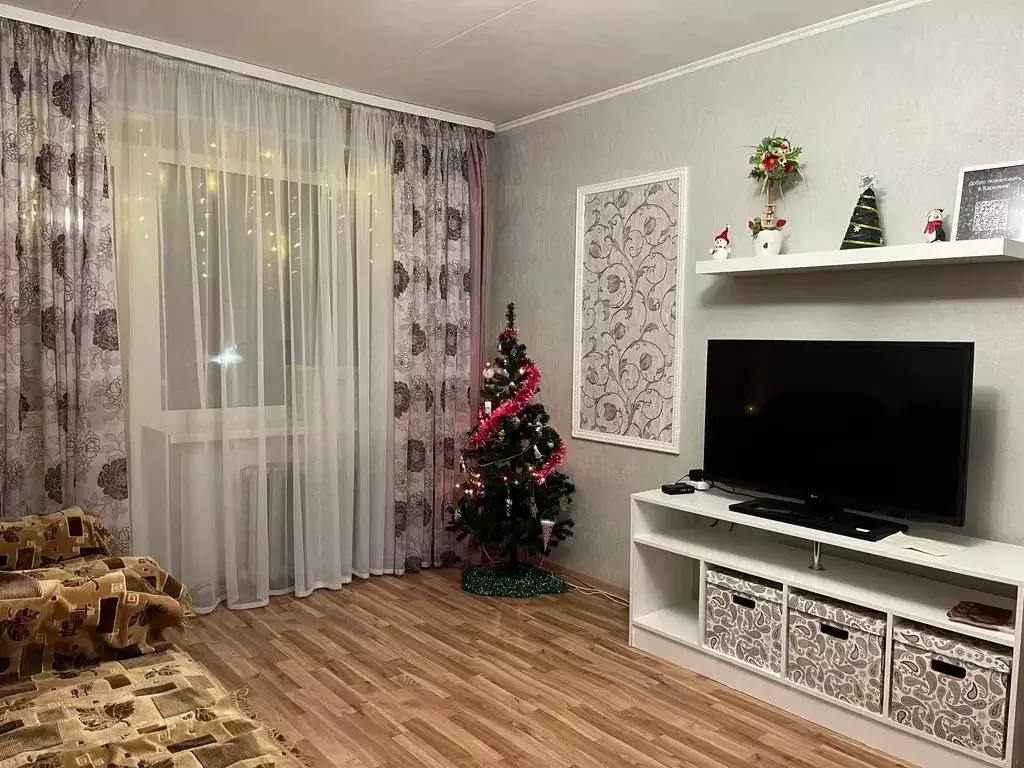 3-к кв. Карелия, Сортавальский муниципальный округ, Хелюля пгт ул. ... - Фото 2