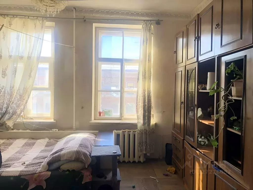 Комната Санкт-Петербург 14-я Васильевского острова линия, 9 - Фото 1