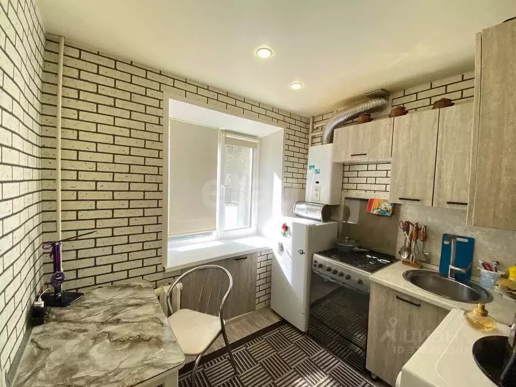 2-к кв. Владимирская область, Ковров Моховая ул., 2/6 (42.0 м) - Фото 1