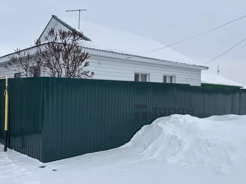 Дом в Челябинская область, Красноармейский муниципальный округ, пос. ... - Фото 1