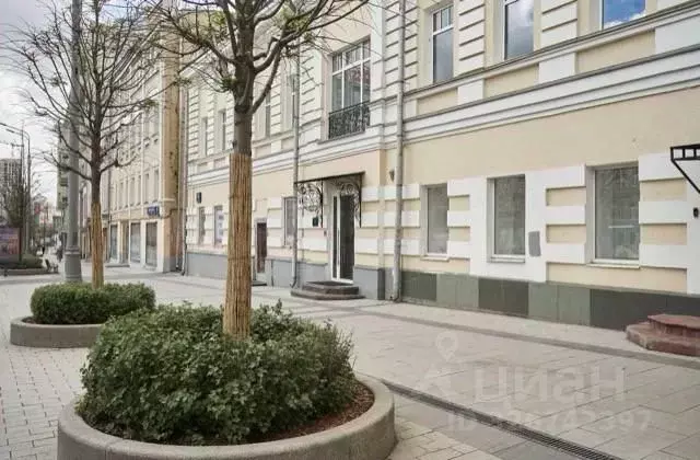 Офис в Москва ул. Земляной Вал, 4С1 (180 м) - Фото 1