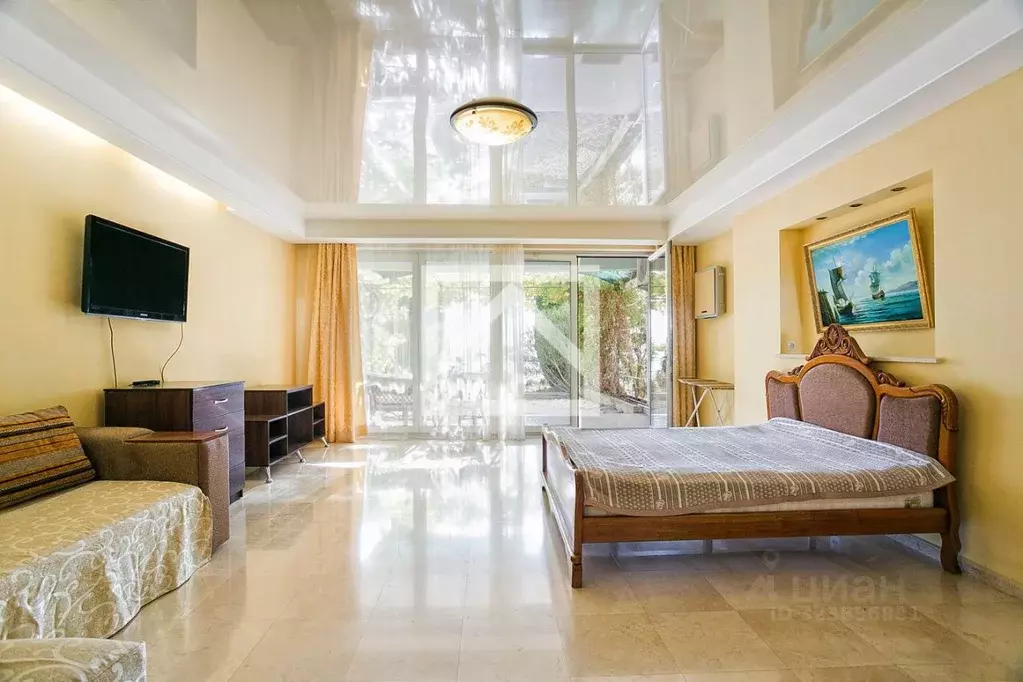 1-к кв. Крым, Алушта муниципальный округ, пос. Семидворье пер. ... - Фото 1