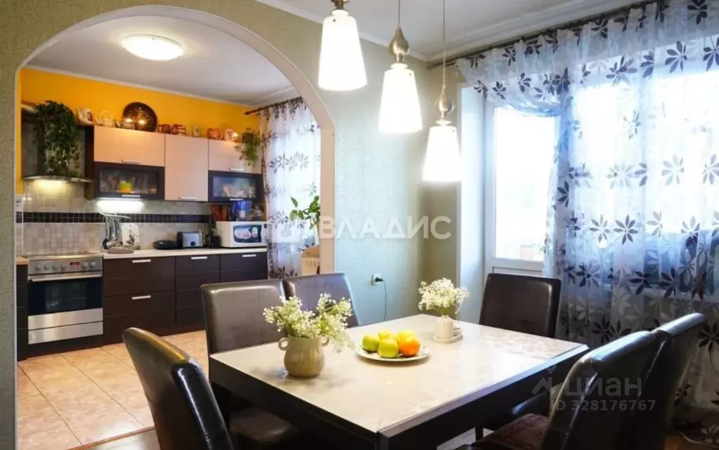 5-к кв. Бурятия, Улан-Удэ 111-й мкр, 13А (105.8 м) - Фото 1