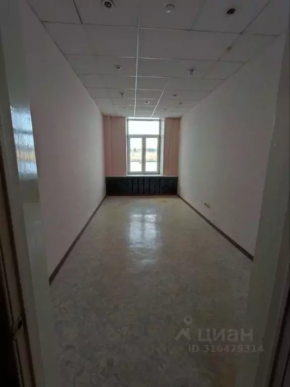 Помещение свободного назначения в Саратовская область, Саратов Крайняя ... - Фото 0