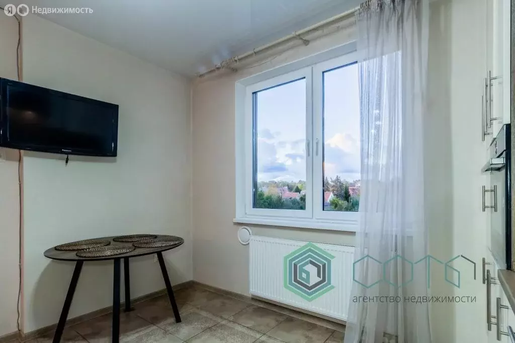 2-комнатная квартира: Калининград, Красносельская улица, 82к1 (69.7 м) - Фото 2