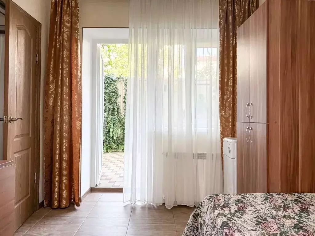 Комната Краснодарский край, Анапа ул. Самбурова, 210Б - Фото 1