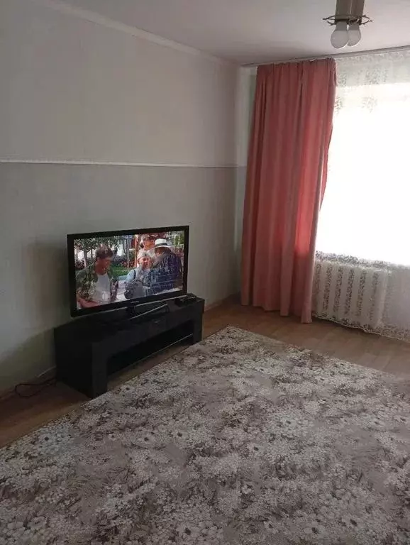 2-к кв. Иркутская область, Усть-Кут ул. Кирова, 90 (50.0 м) - Фото 0