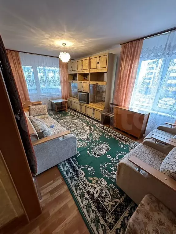 2-к. квартира, 46 м, 3/9 эт. - Фото 0