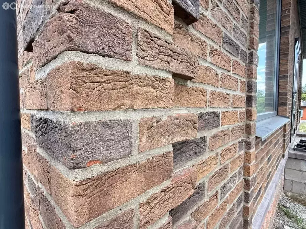 Дом в село Пушкарное, 2-й Уездный переулок (120 м) - Фото 1